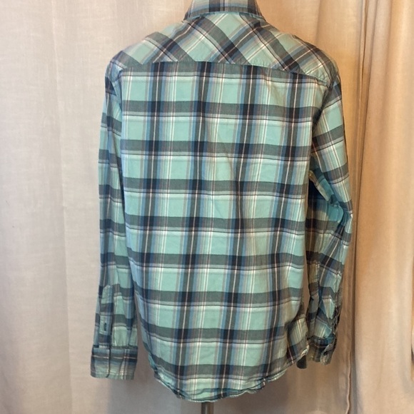 American Eagle outfitters size medium green, gray blue button up flannel - Picture 3 of 9